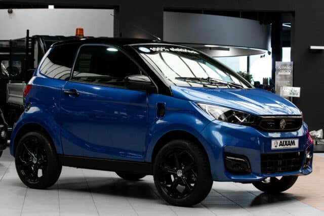 Aixam E City Premium Emotion 2023 Brommobiel Occasion Saffierblauw Metallic 100 Elektrisch