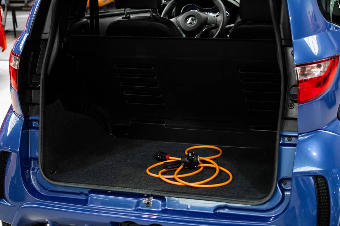 Aixam E City Premium Emotion 2023 Brommobiel Occasion Saffierblauw Metallic 100 Elektrisch