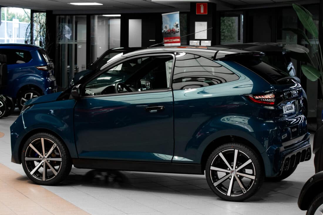 Aixam Coup Gti Ambition E5 2025 Brommobiel Nieuw Mallardblauw Metallic