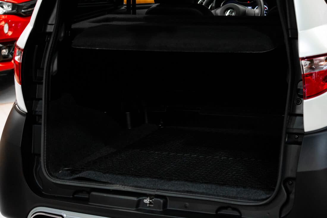 Aixam Crossover Premium Emotion 2022 Brommobiel Occasion Parelmoerwit Metallic 1ste Eigenaar
