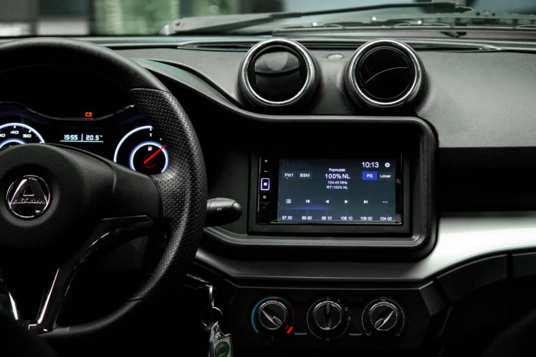 Aixam Crossover Premium Emotion 2022 Brommobiel Occasion Parelmoerwit Metallic 1ste Eigenaar