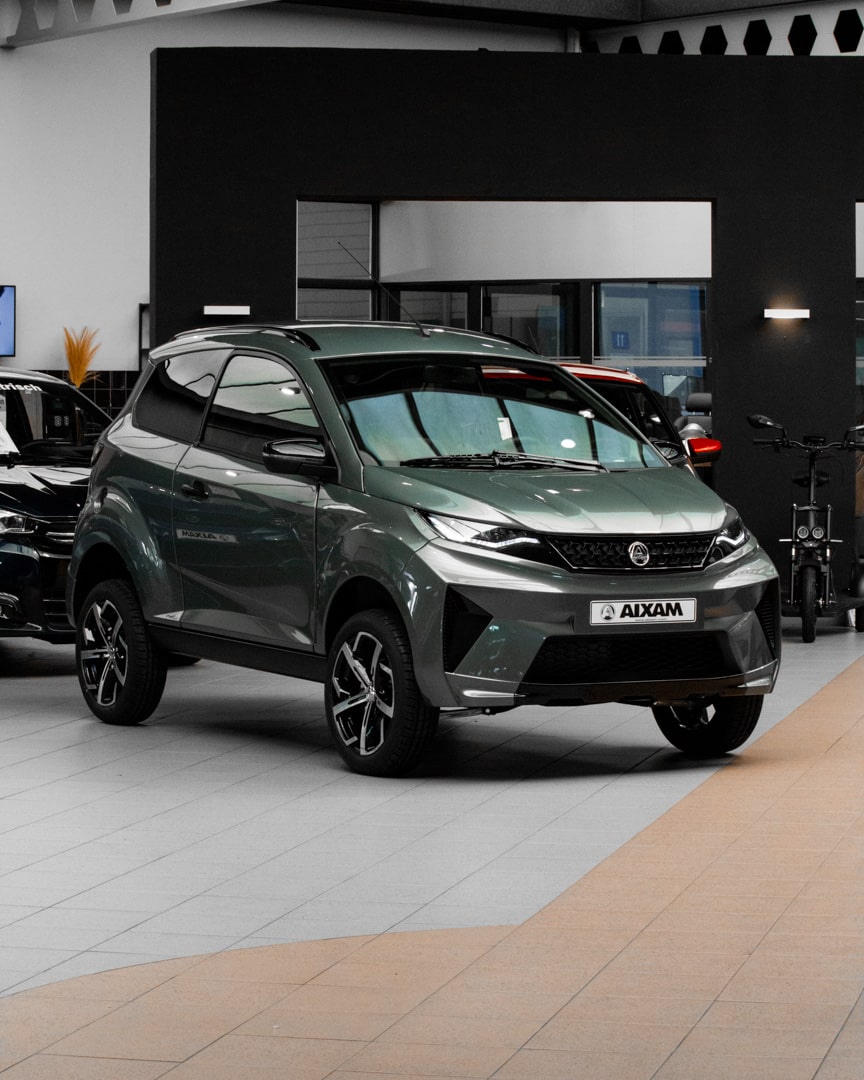 Aixam Crossover Premium Ambition E5 2025 Brommobiel Titaniumgrijs Metallic