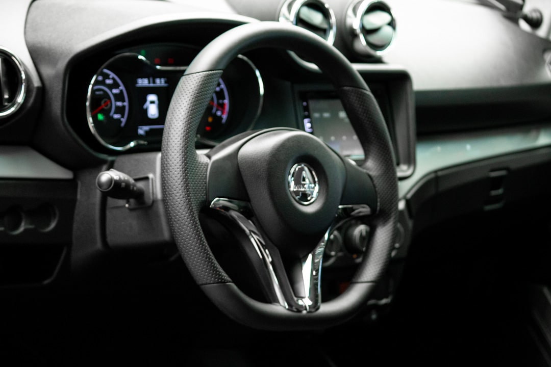 Aixam Crossover Premium Ambition E5 2025 Brommobiel Titaniumgrijs Metallic