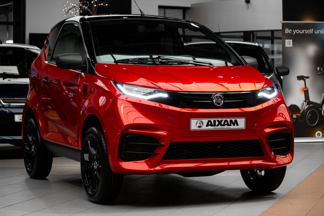 Aixam E City Sport Ambition 2025 Brommobiel Elektrisch Parelmoerrood Metallic