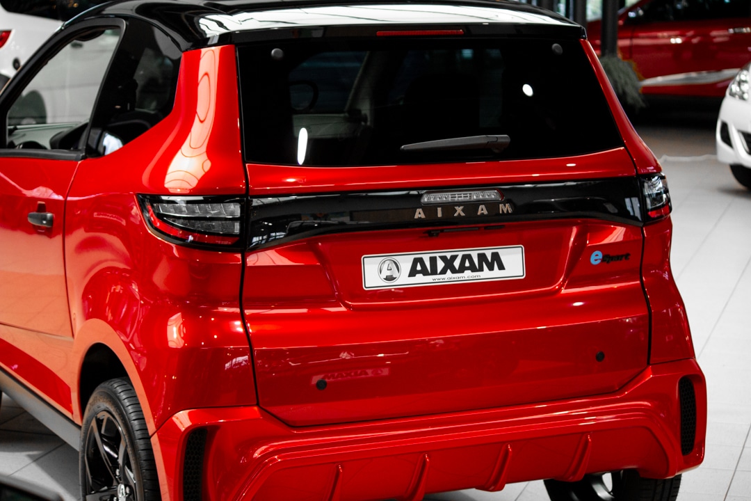 Aixam E City Sport Ambition 2025 Brommobiel Elektrisch Parelmoerrood Metallic