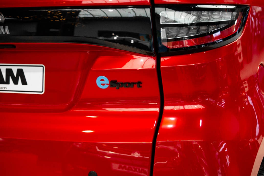 Aixam E City Sport Ambition 2025 Brommobiel Elektrisch Parelmoerrood Metallic