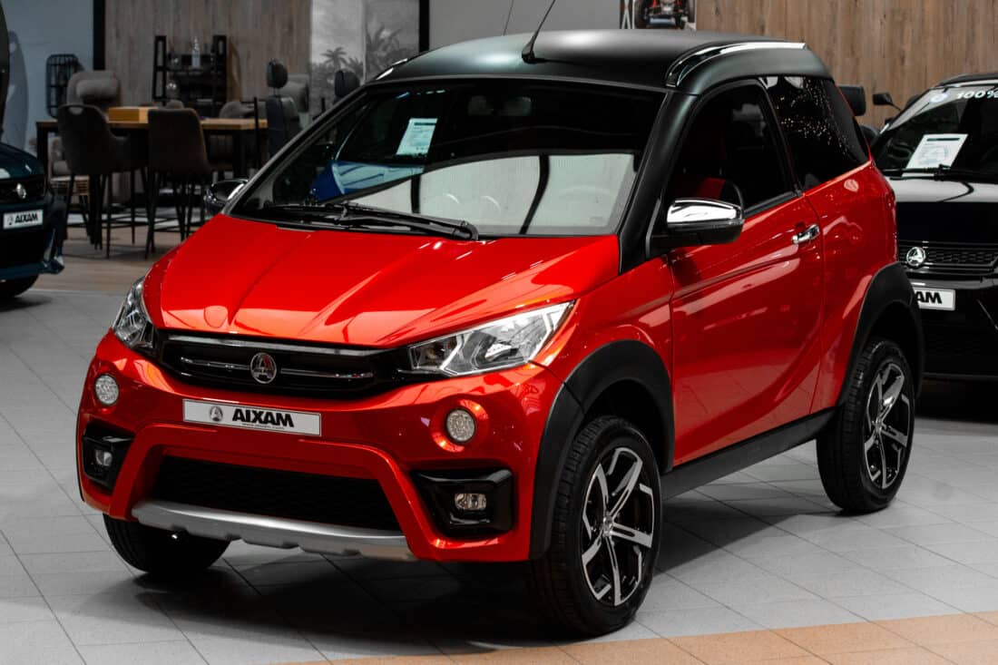 Aixam Crossover Premium Emotion Brommobiel Occasion Parelmoerrood Metallic