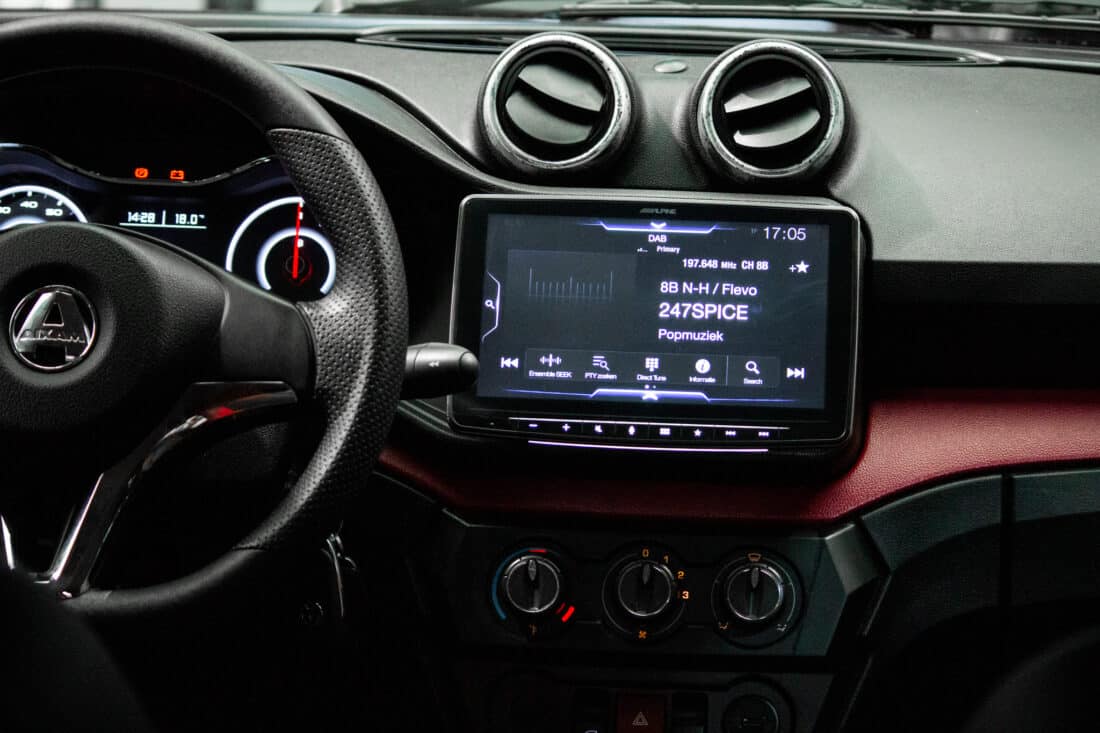 Aixam Crossover Premium Emotion Brommobiel Occasion Parelmoerrood Metallic