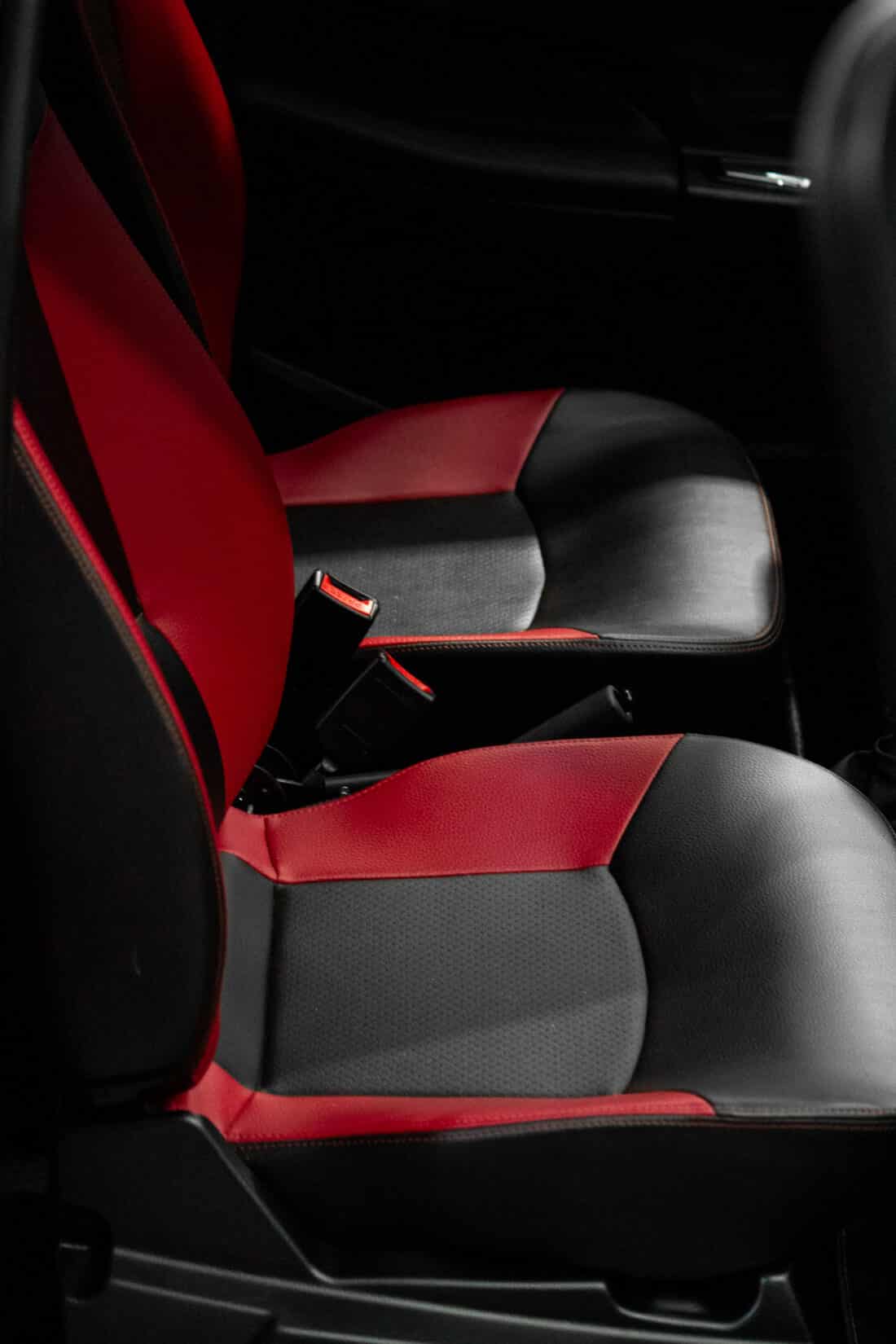 Aixam Crossover Premium Emotion Brommobiel Occasion Parelmoerrood Metallic