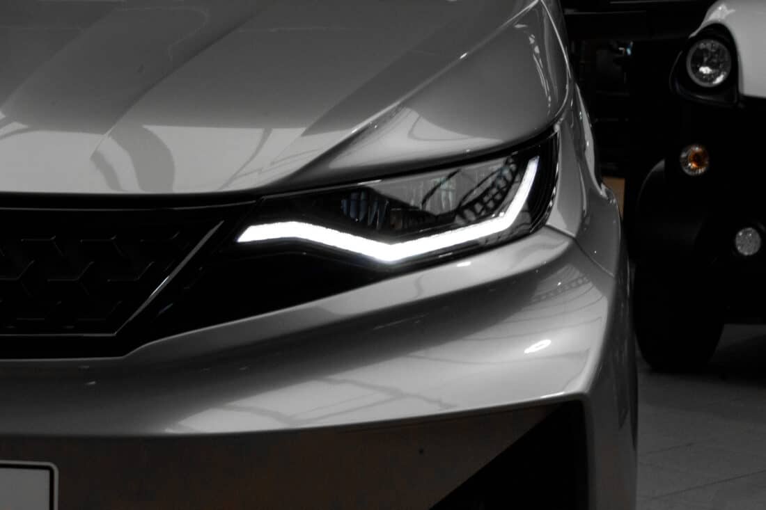 Aixam E Crossover Premium Ambition 2025 Brommobiel Elektrisch Zilvergrijs Metallic