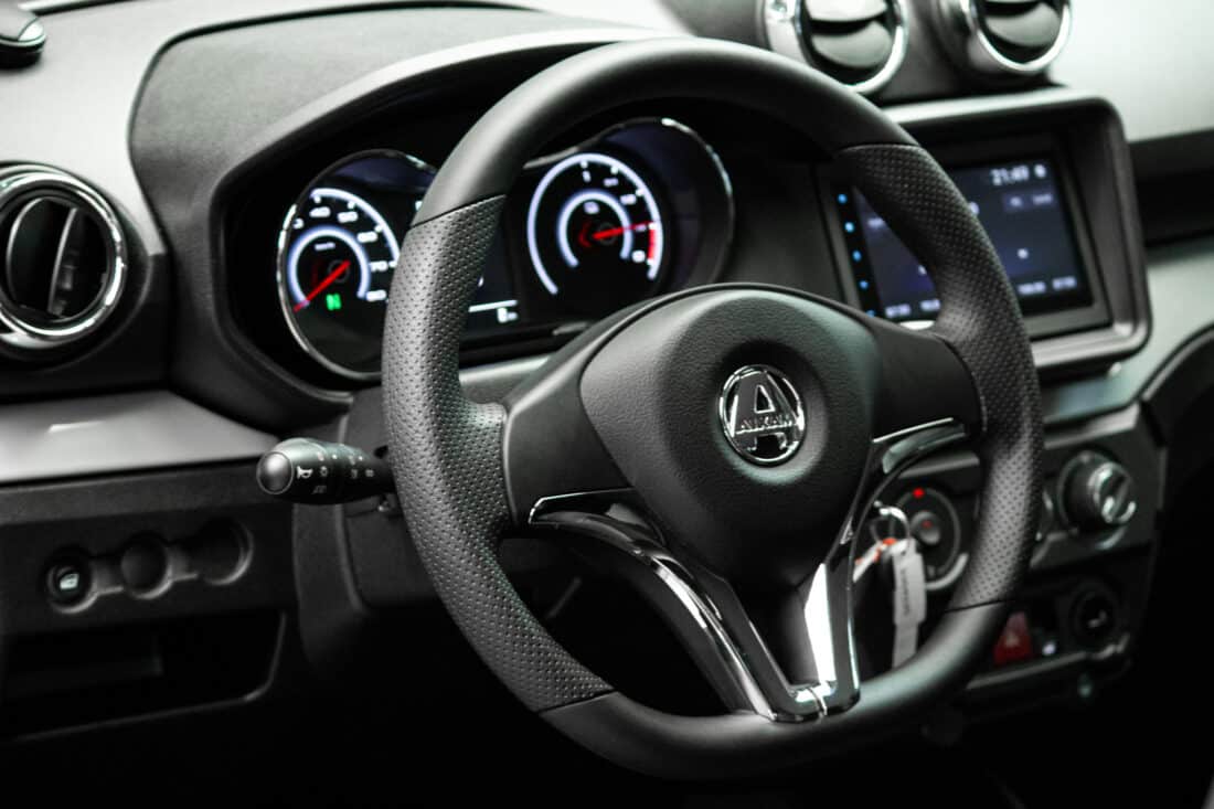 Aixam E Crossover Premium Ambition 2025 Brommobiel Elektrisch Zilvergrijs Metallic