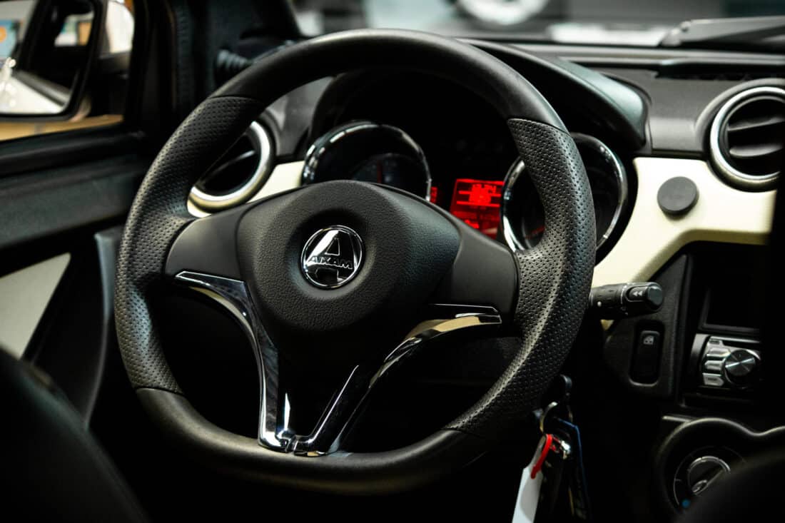 Aixam Coupe Premium Sensation 2018 Brommobiel Occasion Parelmoerwit Metallic