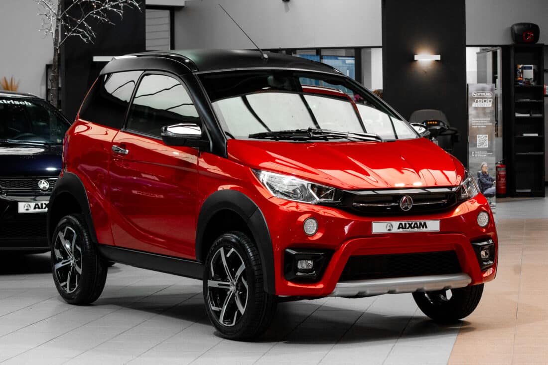 Aixam Crossover Premium Emotion 2021 Brommobiel Occasion Parelmoerrood Metallic