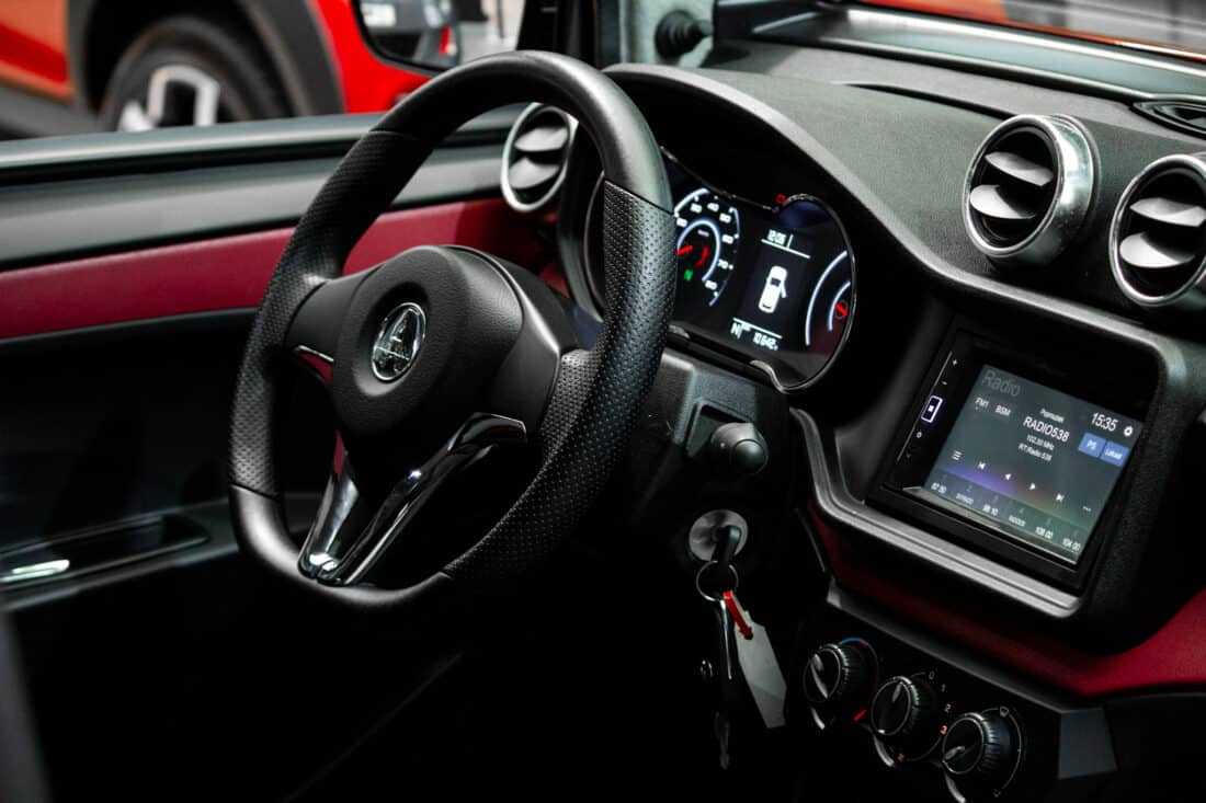 Aixam Crossover Premium Emotion 2021 Brommobiel Occasion Parelmoerrood Metallic