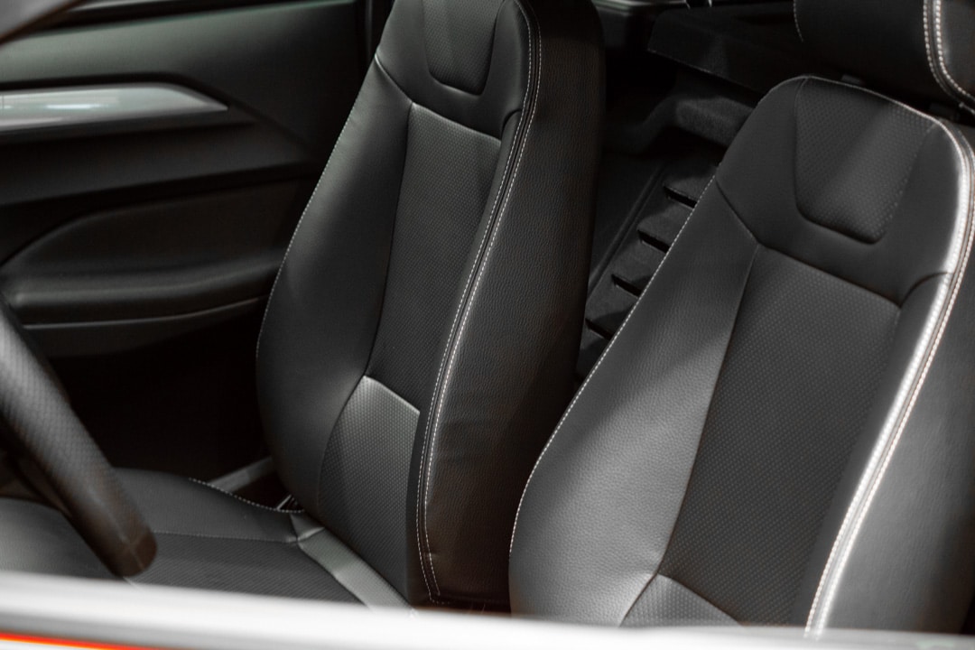 Aixam Crossover Premium Ambition E5 2025 Brommobiel Parelmoerrood Metallic Aixam Crossover Premium Ambition E5 2025 Brommobiel Parelmoerrood Metallic