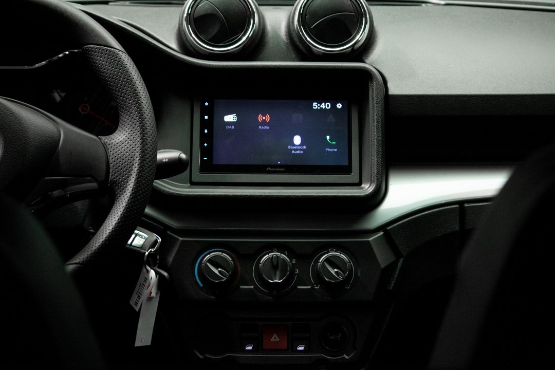 Aixam Crossover Premium Ambition E5 2025 Brommobiel Parelmoerrood Metallic Aixam Crossover Premium Ambition E5 2025 Brommobiel Parelmoerrood Metallic