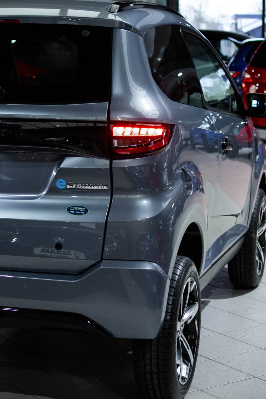 Aixam E Crossover Premium Ambition 2025 Brommobiel Occasion Titaniumgrijs Metallic 100 Elektrisch