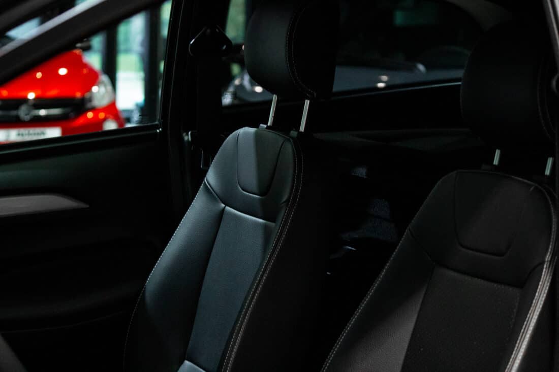 Aixam Crossover Premium Emotion 2023 Brommobiel Occasion Saffierblauw Metallic