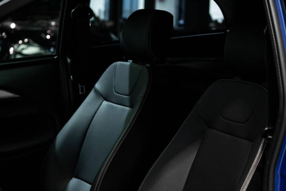 Aixam Crossover Premium Emotion 2021 Brommobiel Occasion Saffierblauw Metallic Airco Aixam Crossover Premium Emotion 2021 Brommobiel Occasion Saffierblauw Metallic Airco