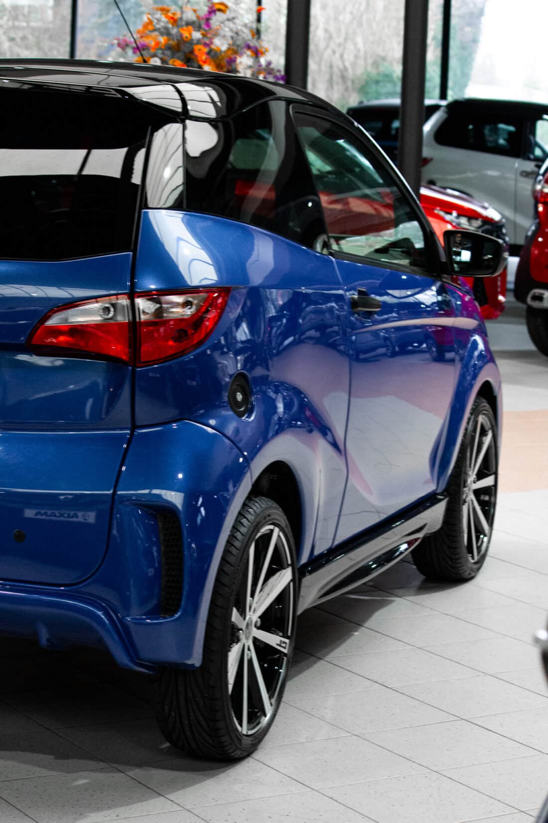 Aixam Coup Gti Emotion 2023 Brommobiel Occasion Saffierblauw Metallic Aixam Coup Gti Emotion 2023 Brommobiel Occasion Saffierblauw Metallic