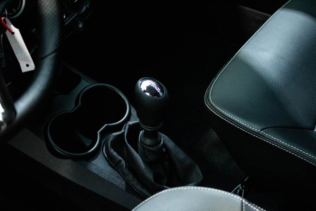 Aixam E Crossover Premium Emotion 2024 Brommobiel Occasion Parelmoerrood Metallic 100 Elektrisch