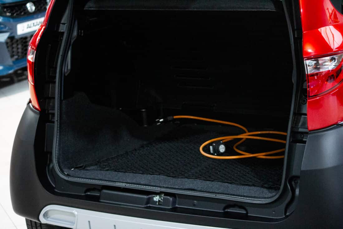 Aixam E Crossover Premium Emotion 2024 Brommobiel Occasion Parelmoerrood Metallic 100 Elektrisch