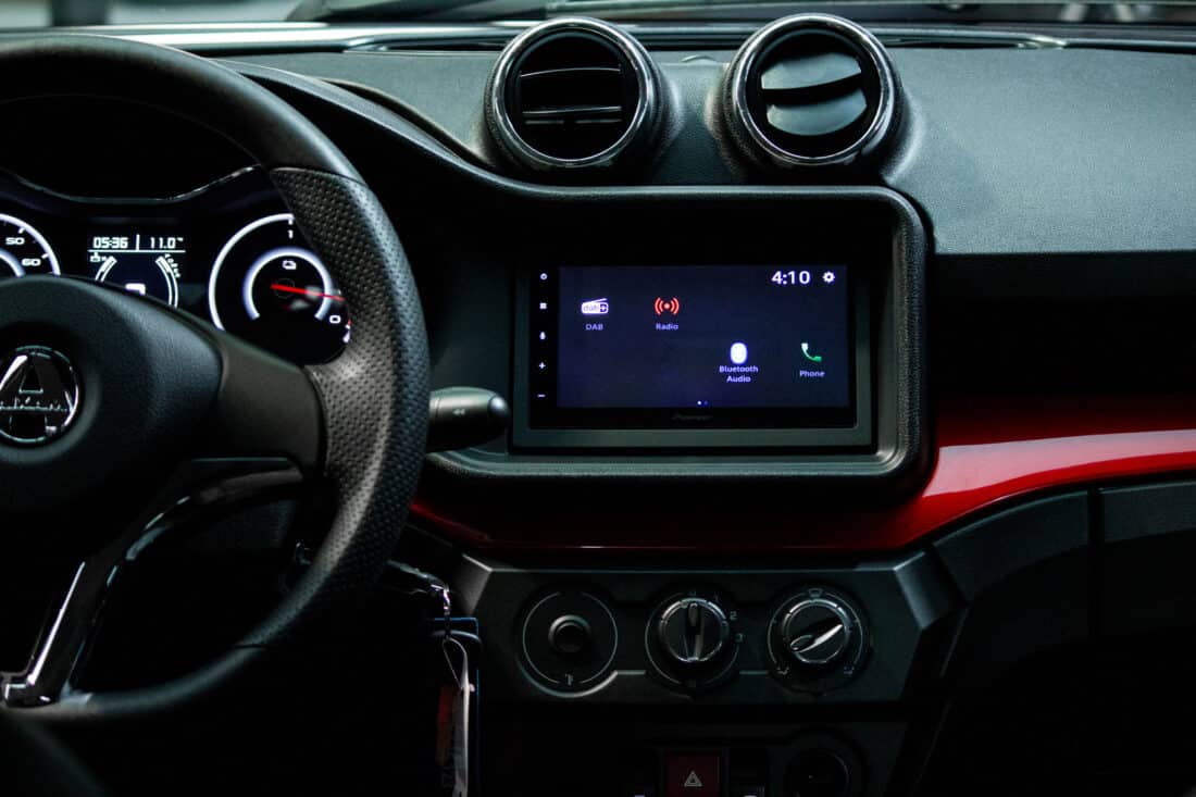 Aixam E Crossover Premium Emotion 2024 Brommobiel Occasion Parelmoerrood Metallic 100 Elektrisch