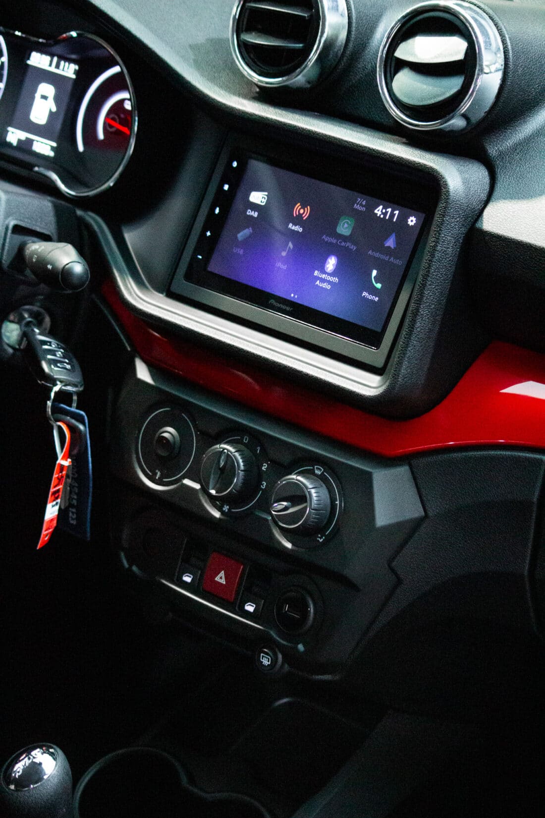 Aixam E Crossover Premium Emotion 2024 Brommobiel Occasion Parelmoerrood Metallic 100 Elektrisch