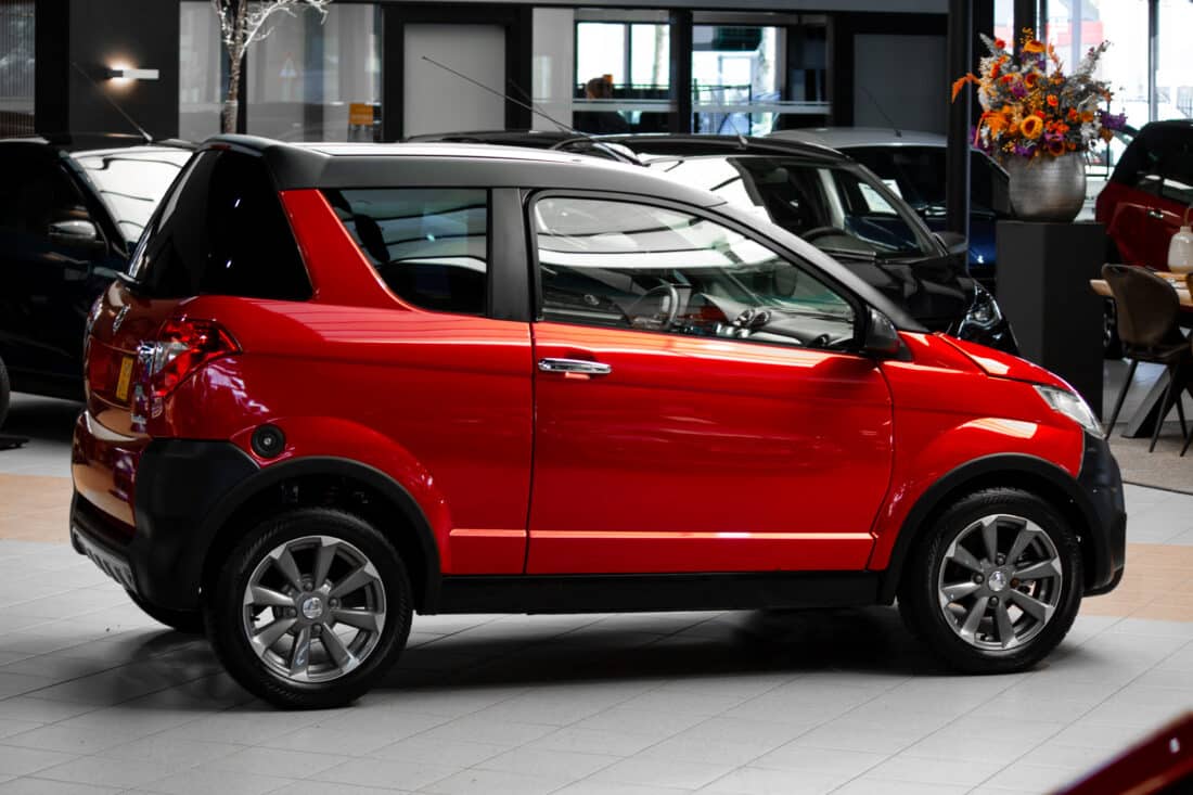 Aixam Crossline Sensation 2016 Brommobiel Occasion Parelmoerrood Metallic