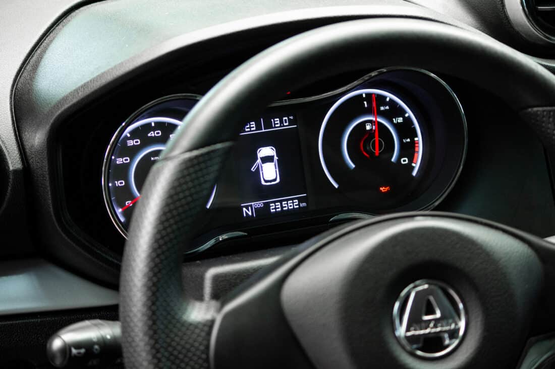 Aixam Crossover Premium Emotion 2021 Brommobiel Occasion Zilvergrijs Metallic