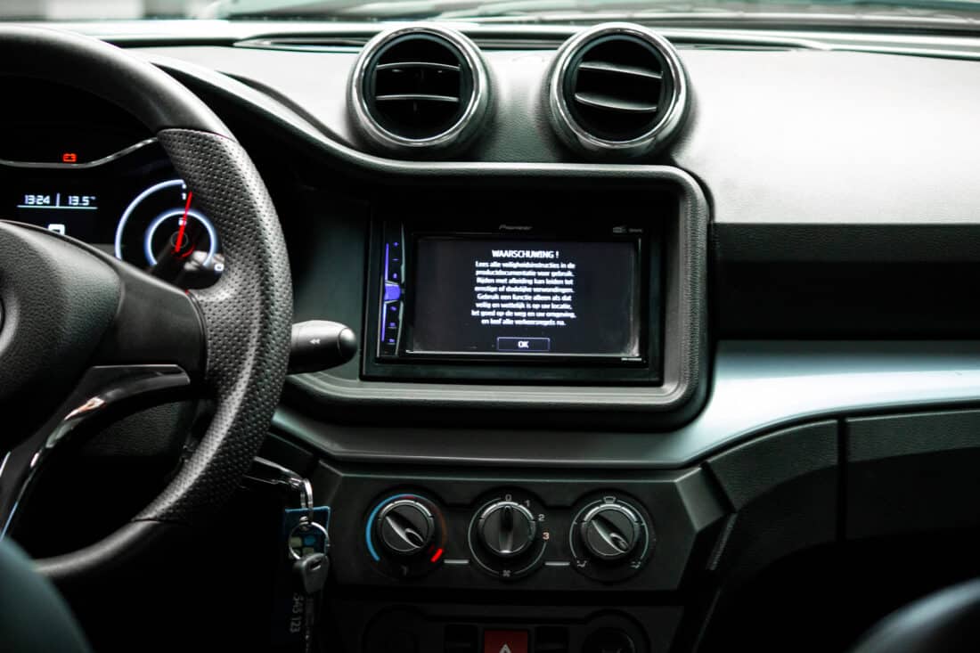 Aixam Crossover Premium Emotion 2021 Brommobiel Occasion Zilvergrijs Metallic