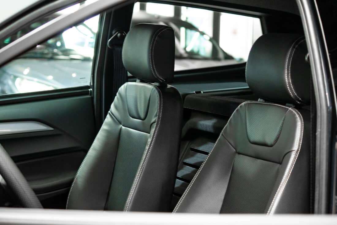 Aixam Crossover Premium Ambition E5 2026 Brommobiel Zwart Metallic