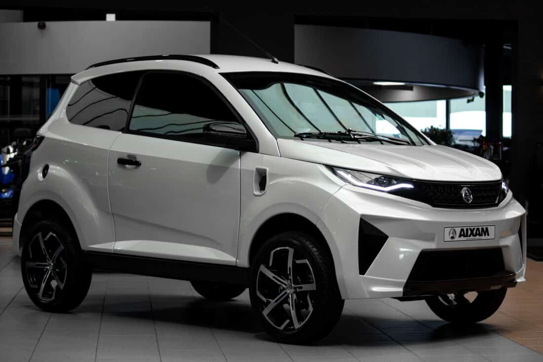 Aixam E Crossover Premium Ambition 2026 Brommobiel Elektrisch Parelmoerwit Metallic