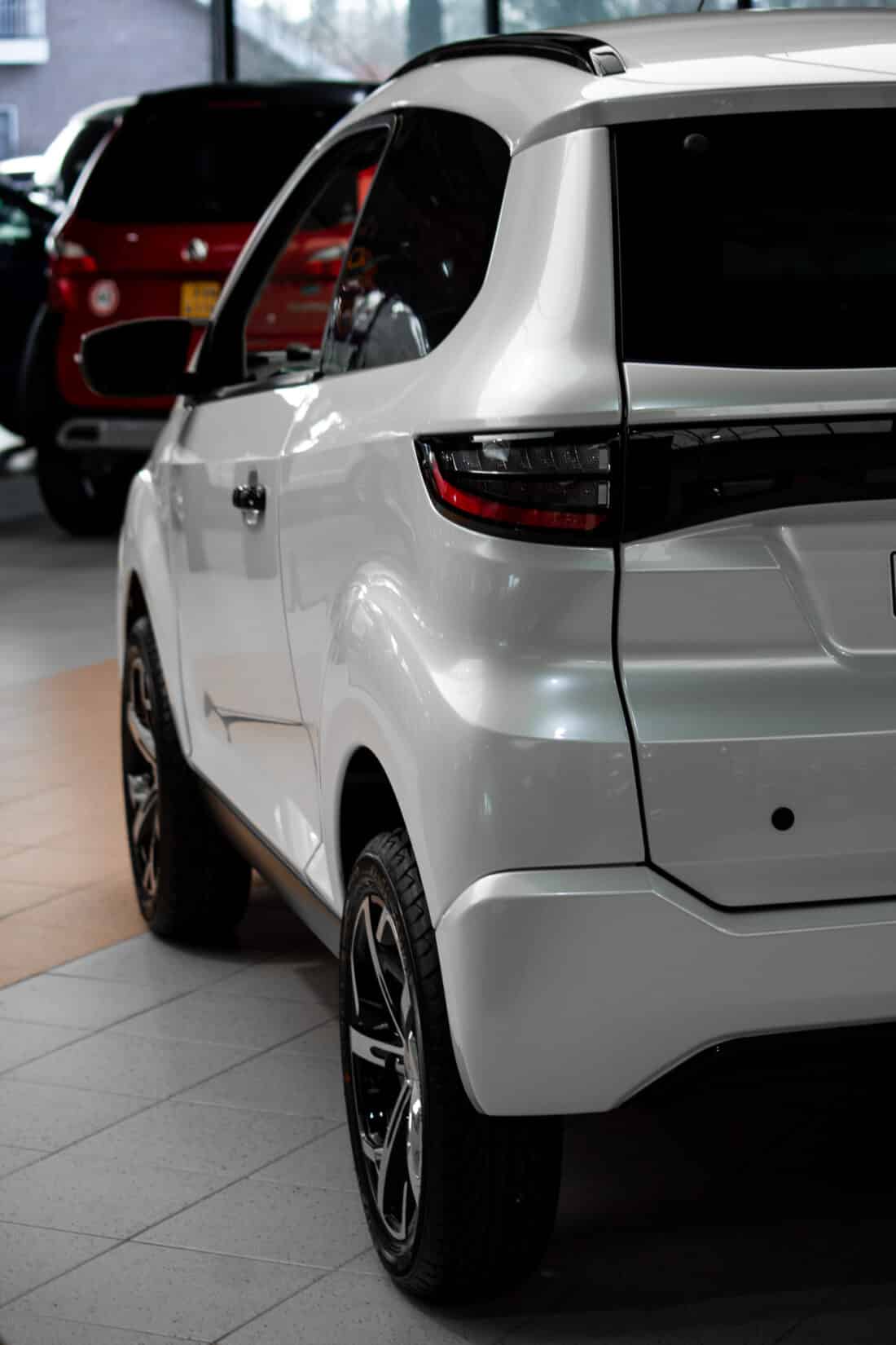 Aixam E Crossover Premium Ambition 2026 Brommobiel Elektrisch Parelmoerwit Metallic