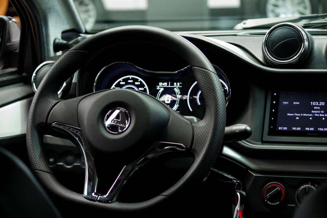 Aixam E Crossover Premium Ambition 2026 Brommobiel Elektrisch Parelmoerwit Metallic