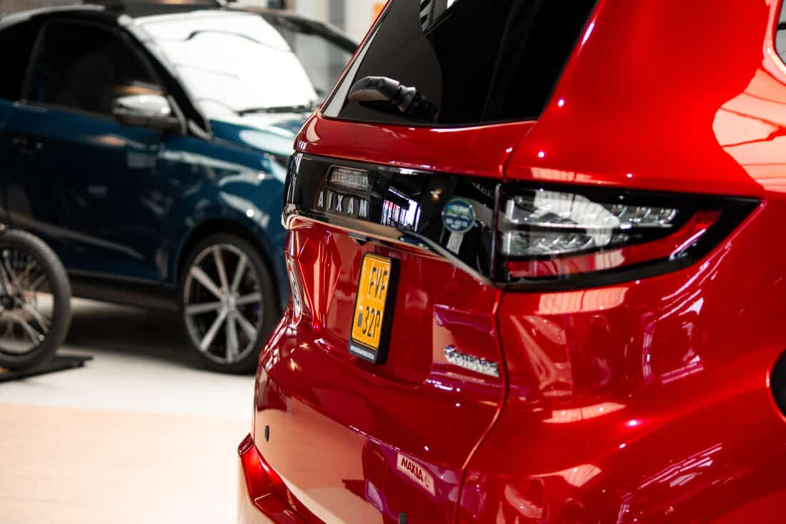 Aixam E Crossover Premium Ambition 2025 Brommobiel Occasion Parelmoerrood Metallic 100 Elektrisch