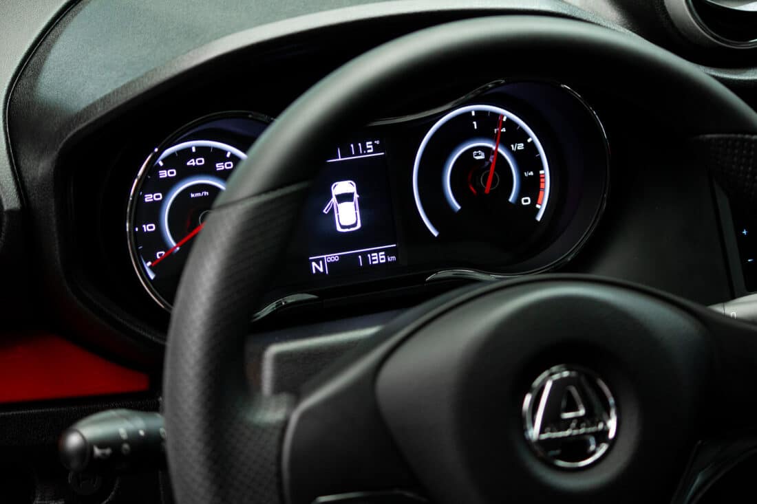 Aixam E Crossover Premium Ambition 2025 Brommobiel Occasion Parelmoerrood Metallic 100 Elektrisch