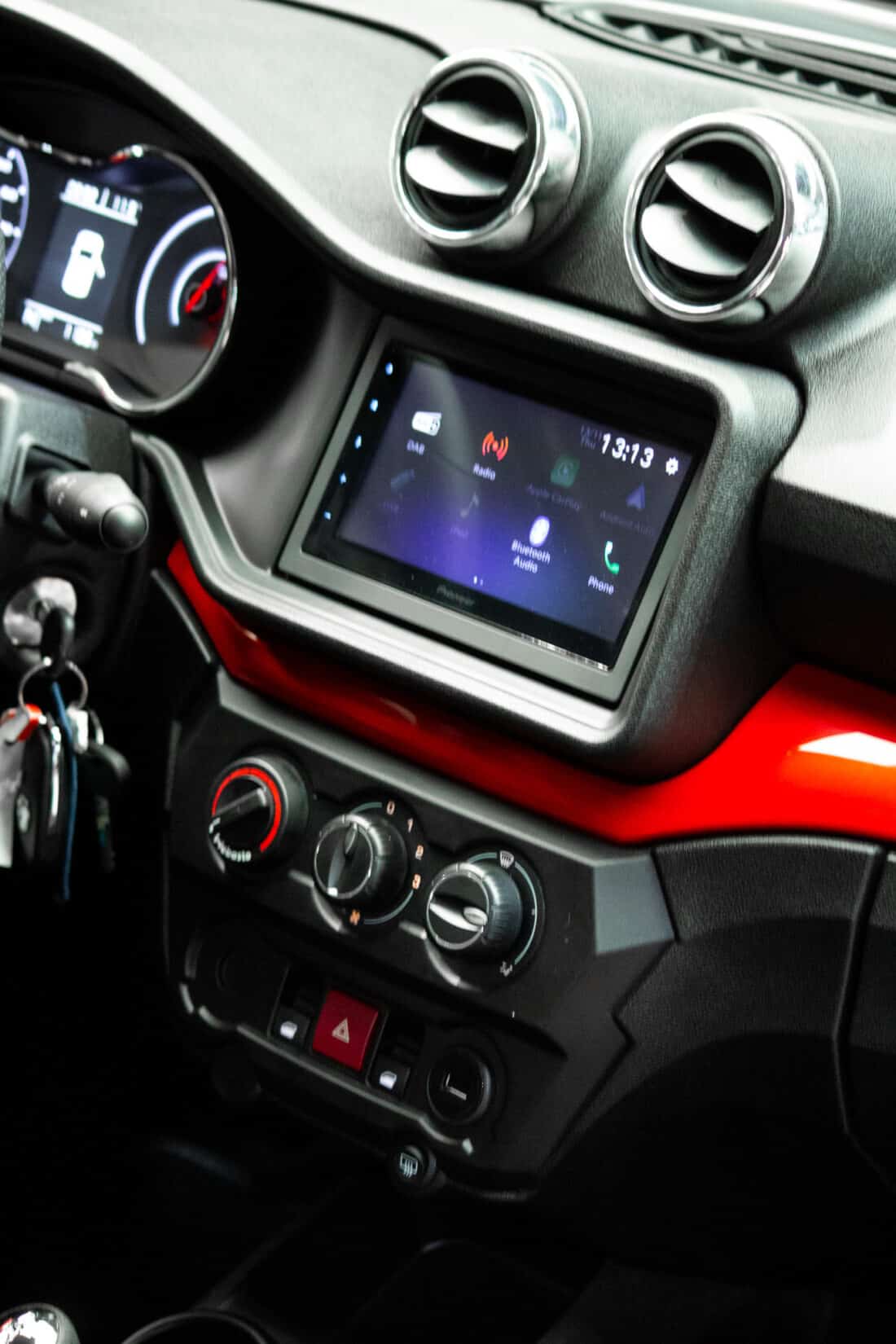 Aixam E Crossover Premium Ambition 2025 Brommobiel Occasion Parelmoerrood Metallic 100 Elektrisch