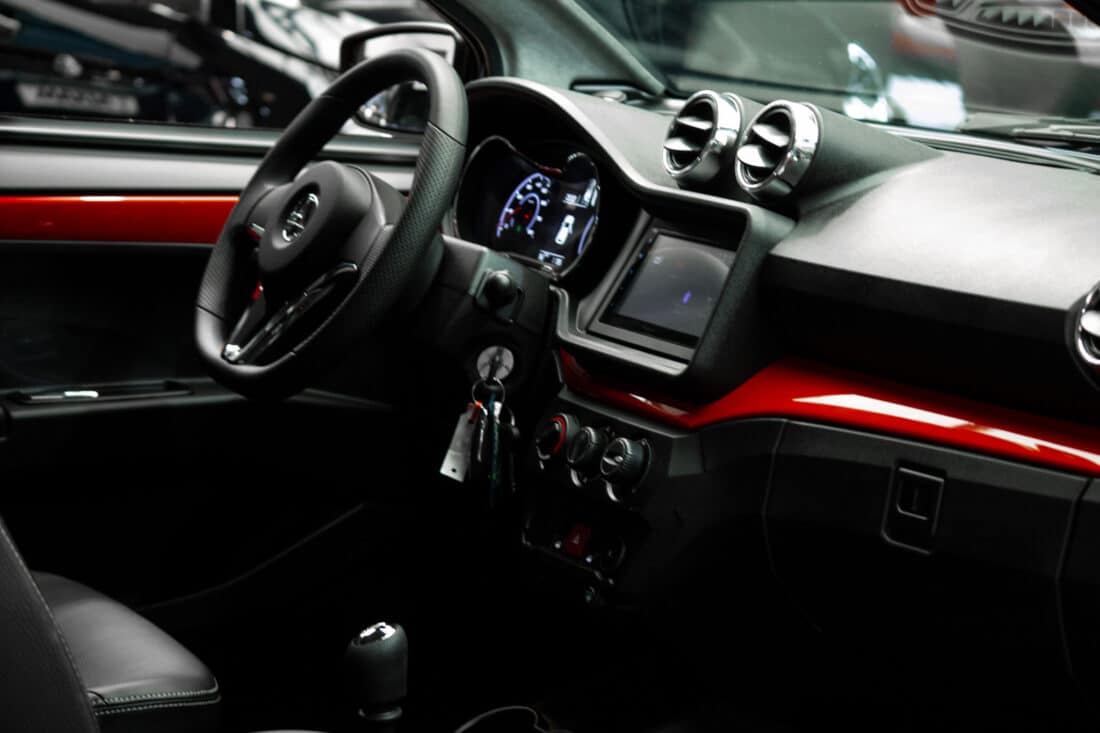 Aixam E Crossover Premium Ambition 2025 Brommobiel Occasion Parelmoerrood Metallic 100 Elektrisch