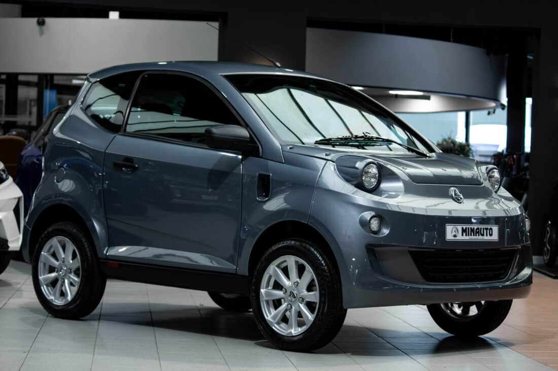 Aixam Eminauto Access 2025 Brommobiel Occasion Titanium 100 Elektrisch