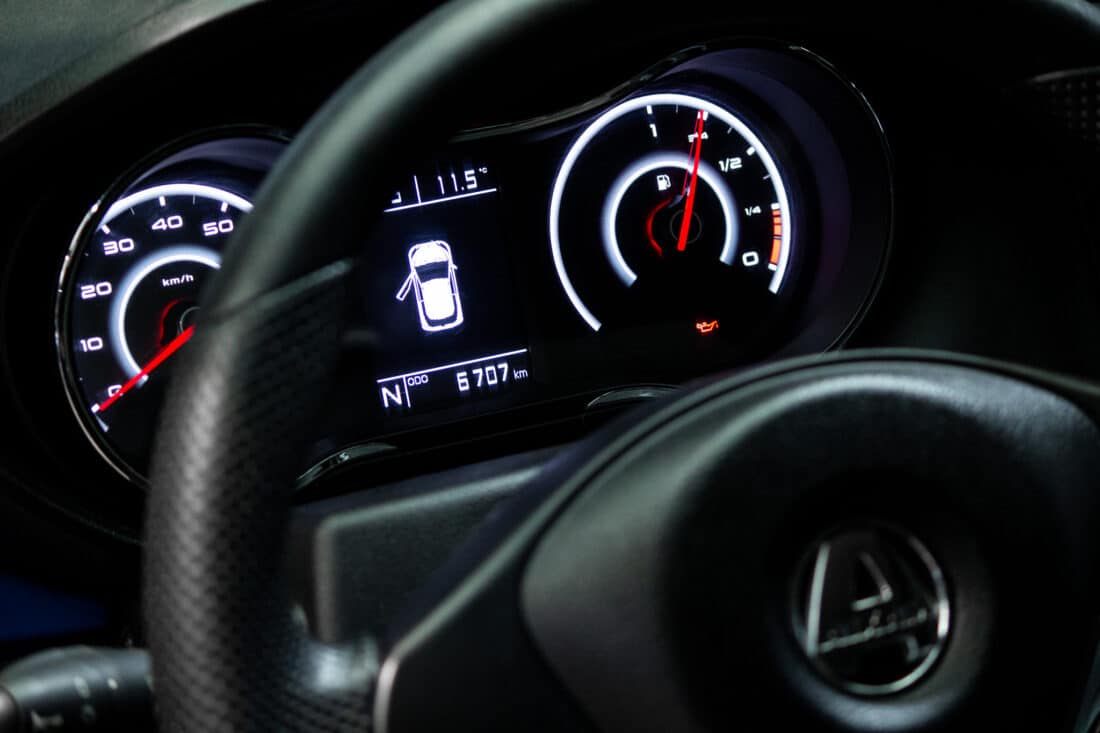 Aixam Crossover Premium Emotion 2021 Brommobiel Occasion Saffierblauw Metallic Aixam Crossover Premium Emotion 2021 Brommobiel Occasion Saffierblauw Metallic