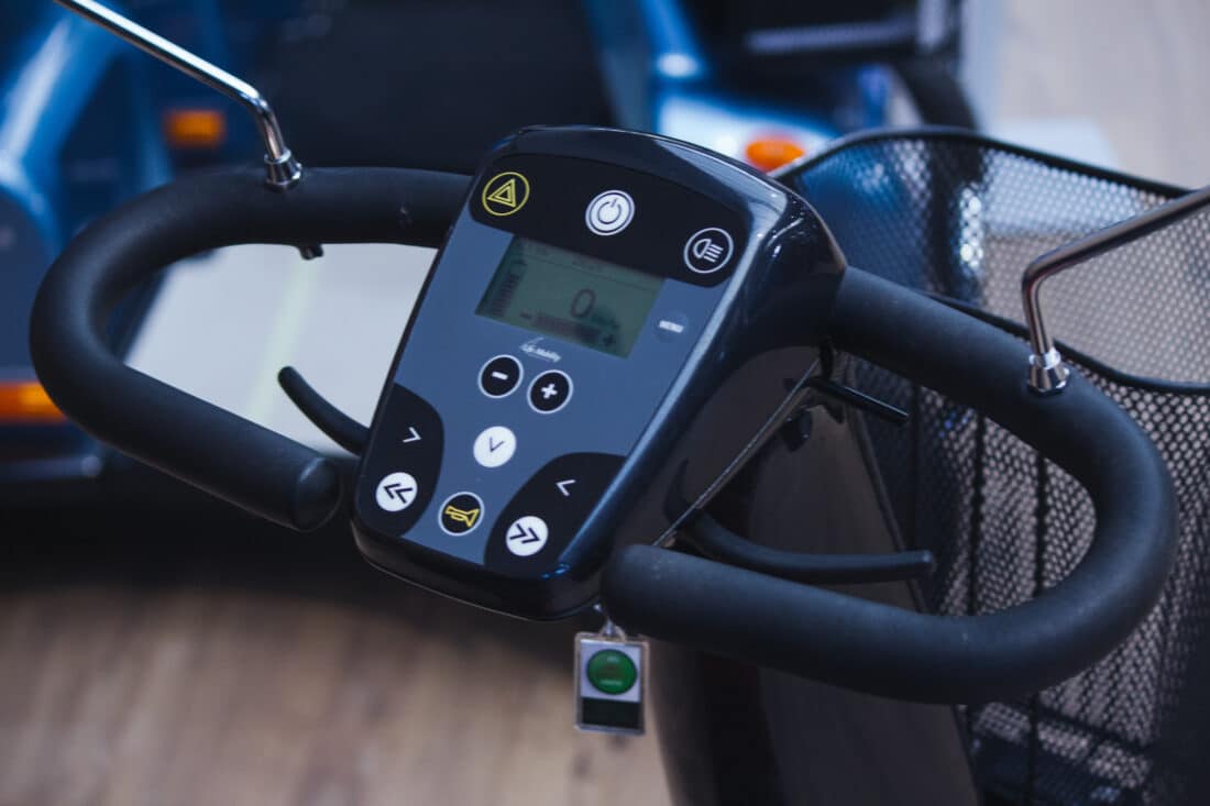 Life Amp Mobility Mezzo 4 Wiel Rood Occasion