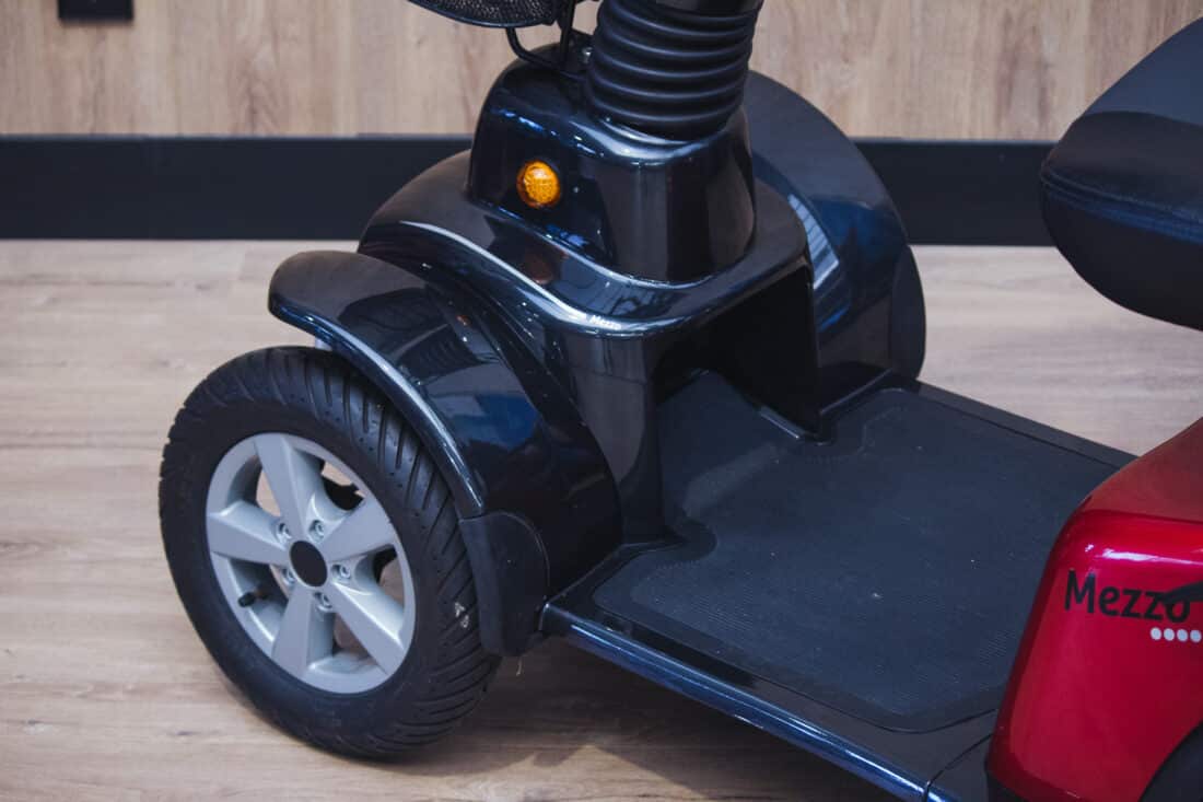 Life Amp Mobility Mezzo 4 Wiel Rood Occasion