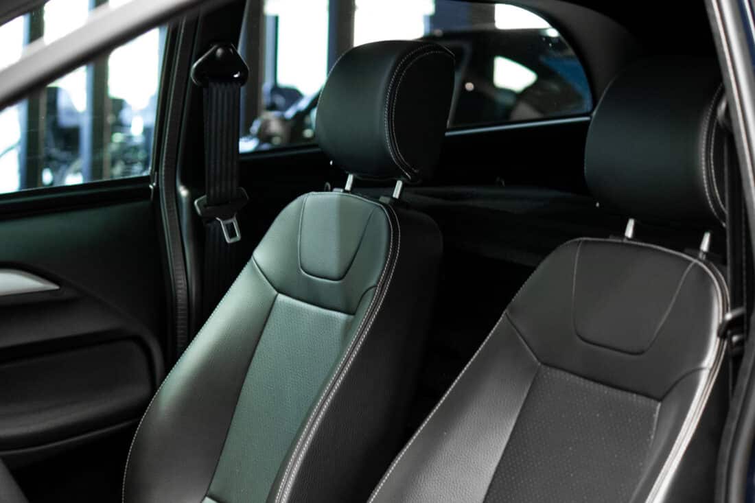 Aixam Crossover Premium Emotion 2021 Brommobiel Occasion Marineblauw Metallic