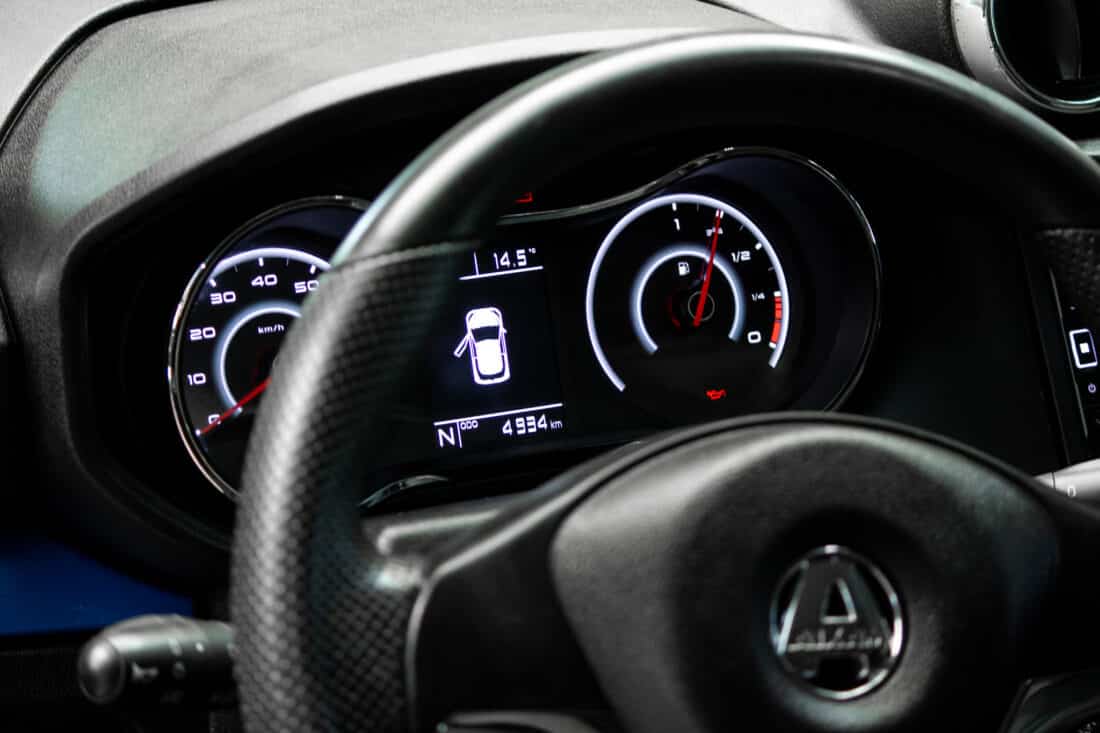 Aixam Crossover Premium Ambition 2024 11 Brommobiel Occasion Saffierblauw Metallic Airco