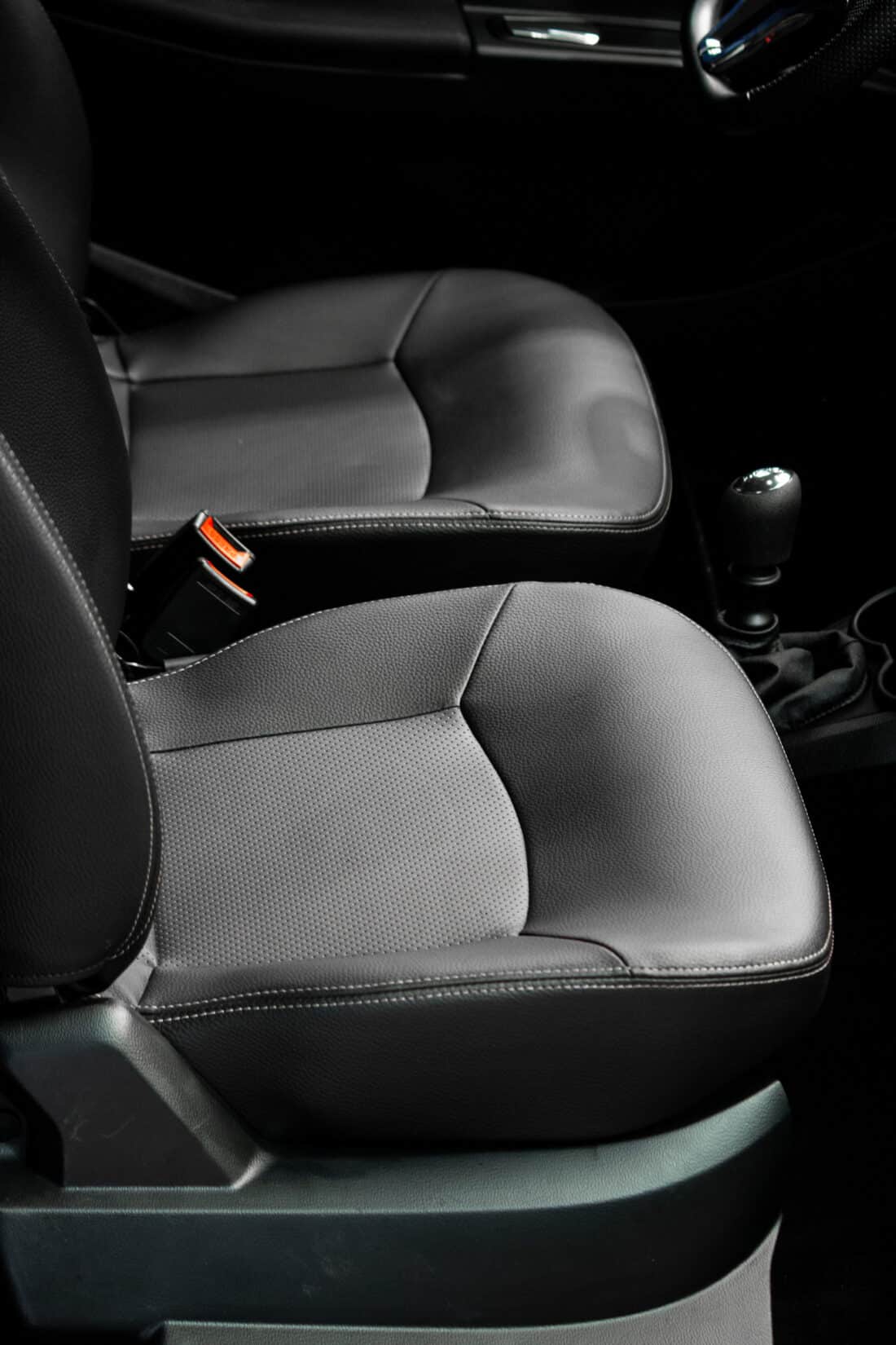 Aixam Crossover Premium Ambition 2024 11 Brommobiel Occasion Saffierblauw Metallic Airco