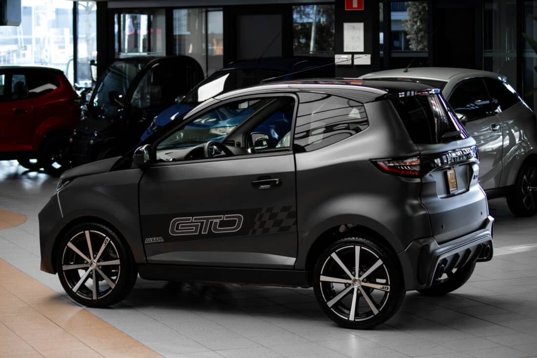 Aixam Gto Ambition 2023 11 Brommobiel Occasion Staalgrijs Matt