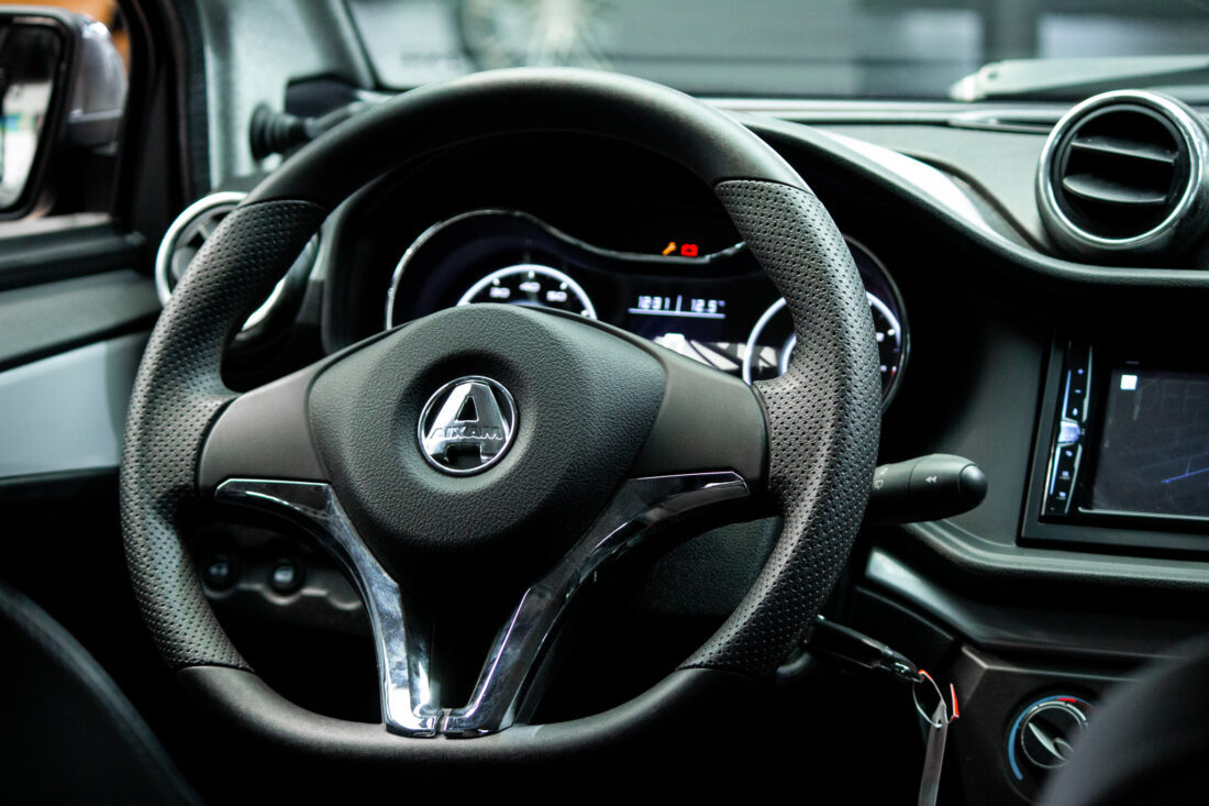 Aixam Crossover Premium Emotion 2021 Brommobiel Occasion Titaniumgrijs Metallic