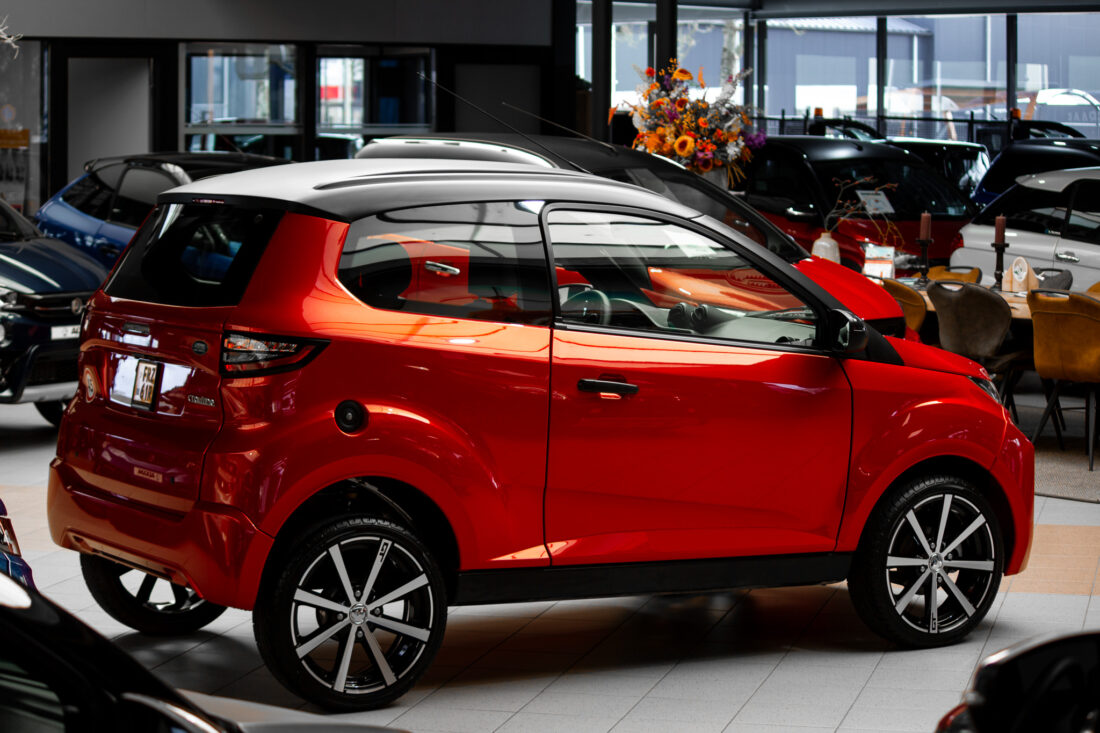 Aixam Crossline Ambition 2023 Brommobiel Occasion Rood Metallic Aixam Crossline Ambition 2023 Brommobiel Occasion Rood Metallic