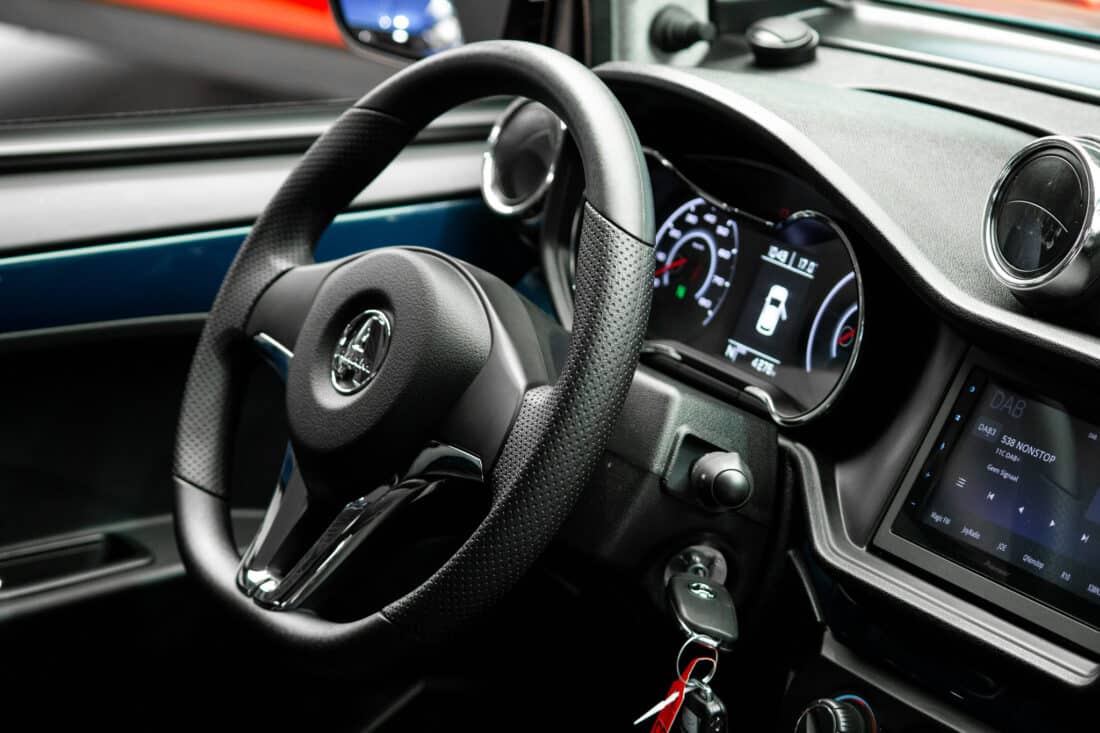 Aixam Crossover Premium Ambition 2025 Brommobiel Occasion Mallardblauw Metallic